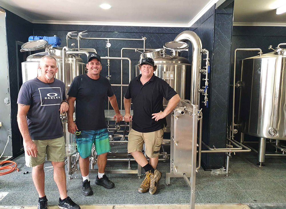 <b>Congratulations Block Bar Cafe Brewing Their Beer In Australia</b>